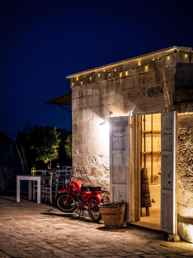 Bed and Breakfast Masseria Paralupi Lecce Exterior foto