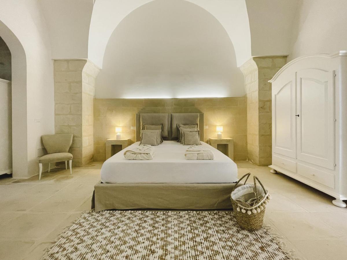 Bed and Breakfast Masseria Paralupi Lecce Exterior foto