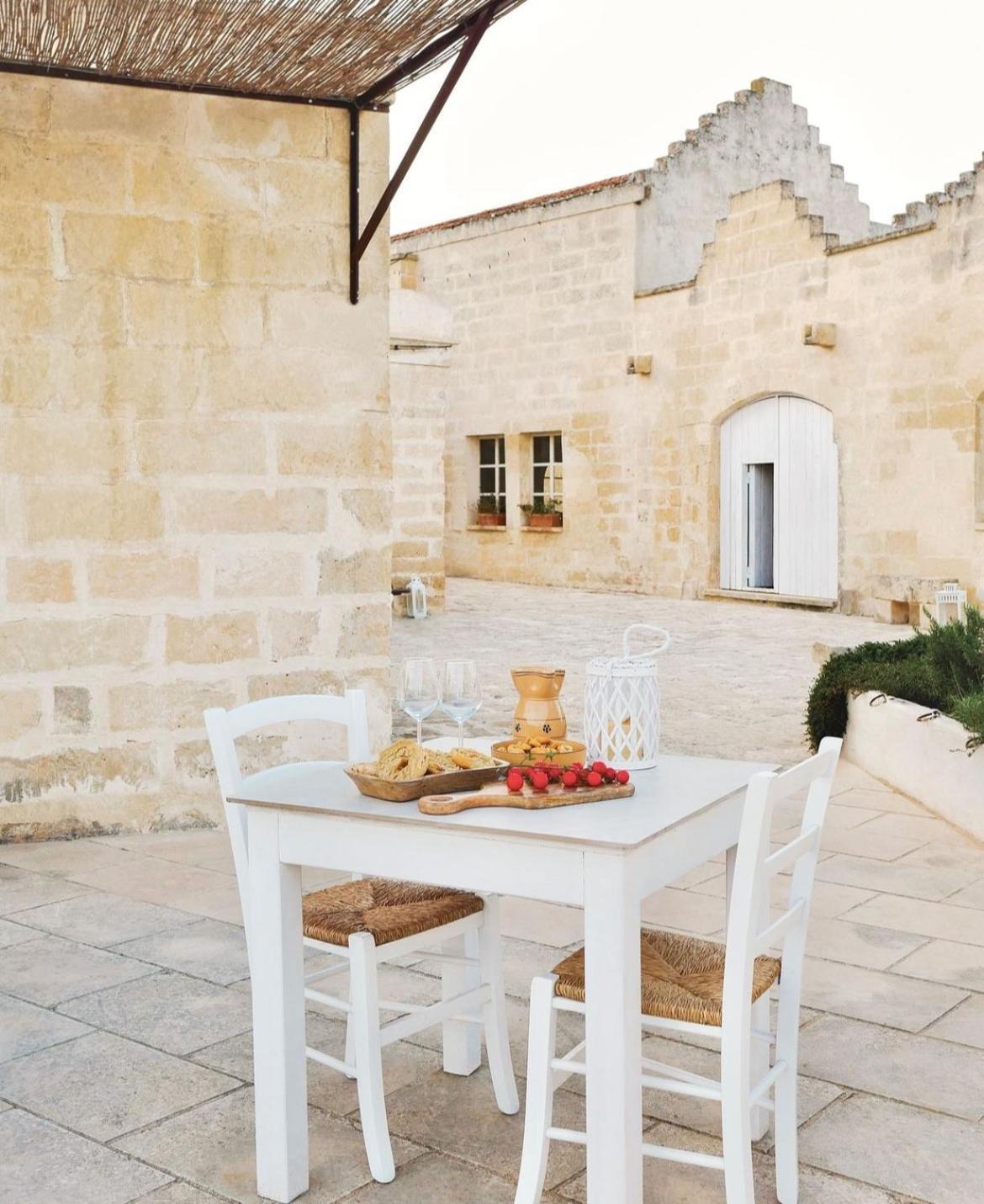 Bed and Breakfast Masseria Paralupi Lecce Exterior foto